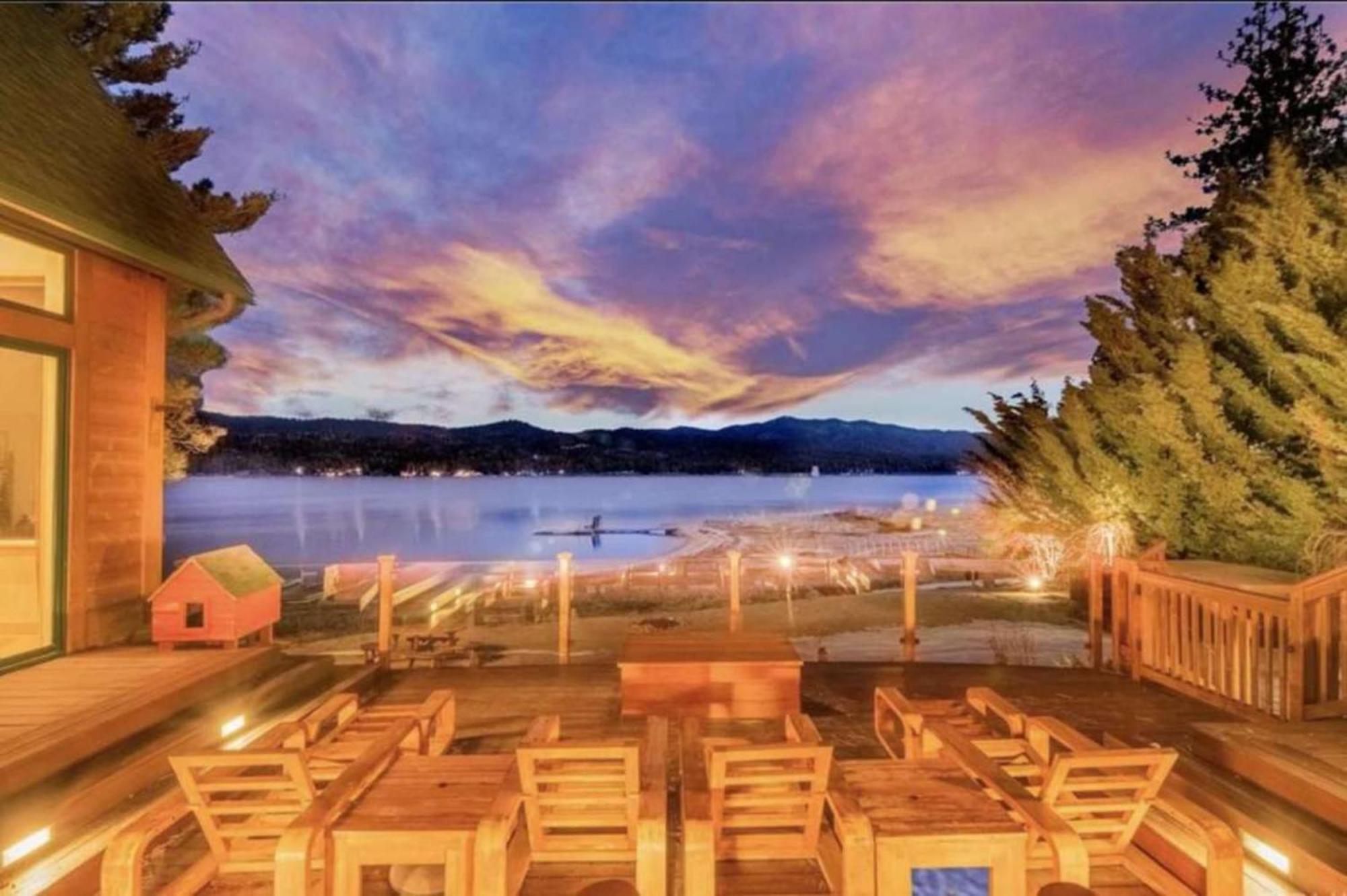 Lagunita Shores By Avantstay Beautiful Lakefront Mansion W Hot Tub Bbq Big Bear Lake Exterior photo