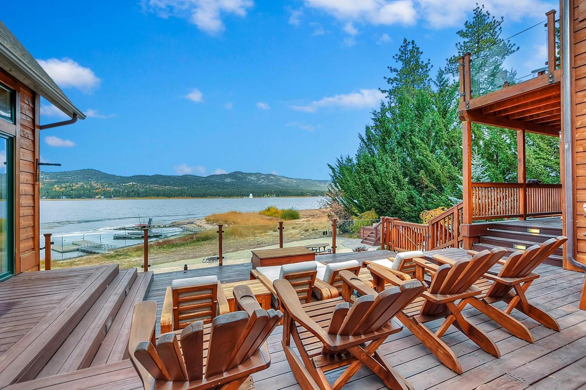 Lagunita Shores By Avantstay Beautiful Lakefront Mansion W Hot Tub Bbq Big Bear Lake Exterior photo