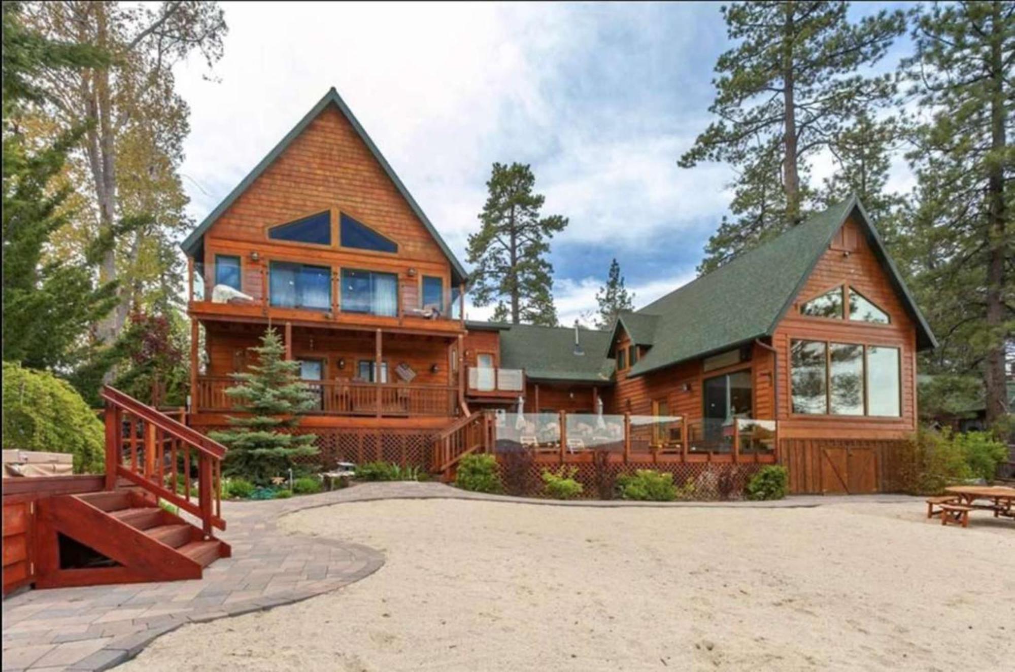 Lagunita Shores By Avantstay Beautiful Lakefront Mansion W Hot Tub Bbq Big Bear Lake Exterior photo